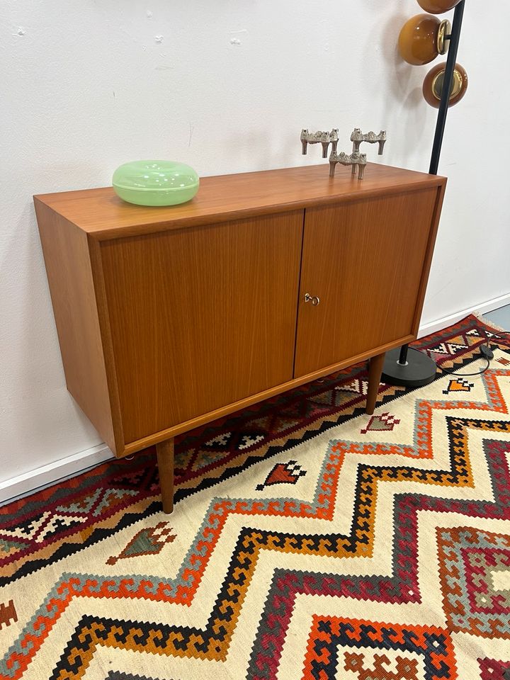 Teak Kommode 60er Mid Century Vintage Sideboard Flurschrank 70er in Hamburg