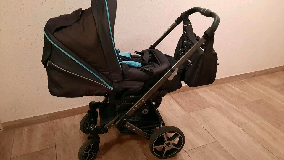 Kombi Kinderwagen Hartan VIP GT Wickeltasche in Feucht