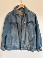 Jeansjacke Gr. 38 München - Maxvorstadt Vorschau