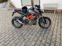 KTM Duke 125 Bj. 2022 TOP Zustand Bayern - Tännesberg Vorschau