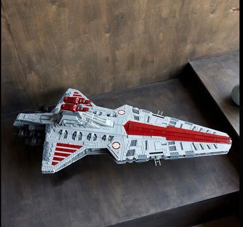 Star Wars Venator Class Klemmbausteine Neu OVP in Reken