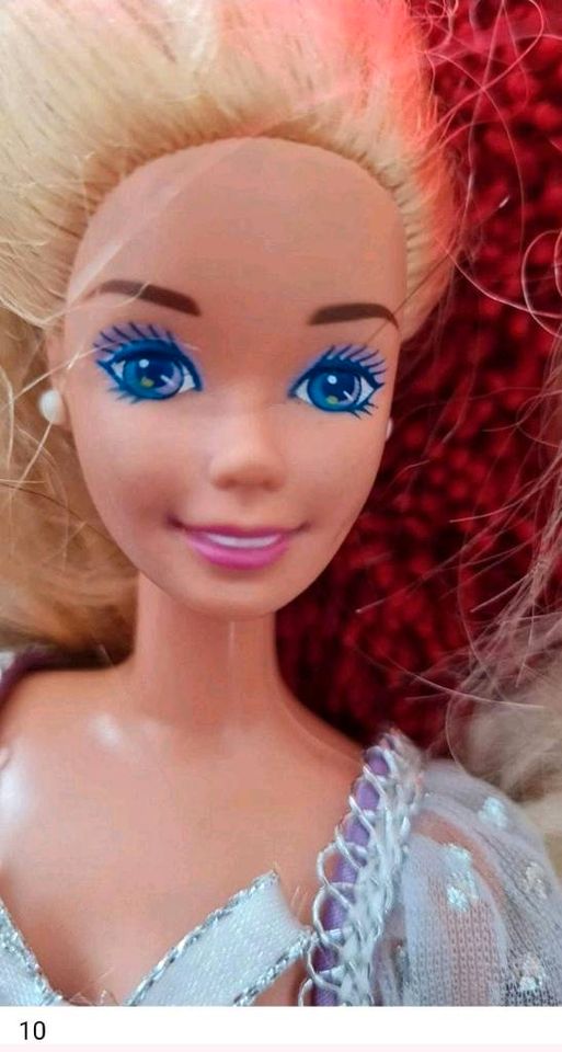 Barbie und Kleidung vintage in Schneverdingen