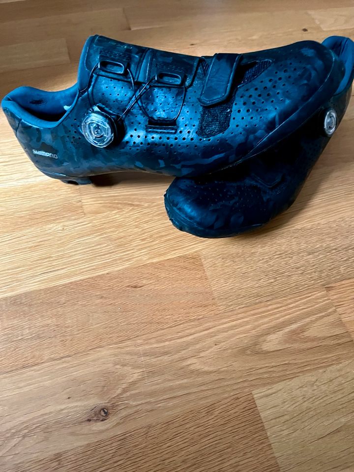 Gravel Rennrad Schuhe Gr. 44 optional inkl. Cleats und Pedalen in Stuttgart