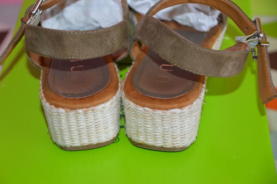 Unisa Sandalen Plateau Wildleder Schuhe Espadrilles 37 mit Karton in Mörlenbach