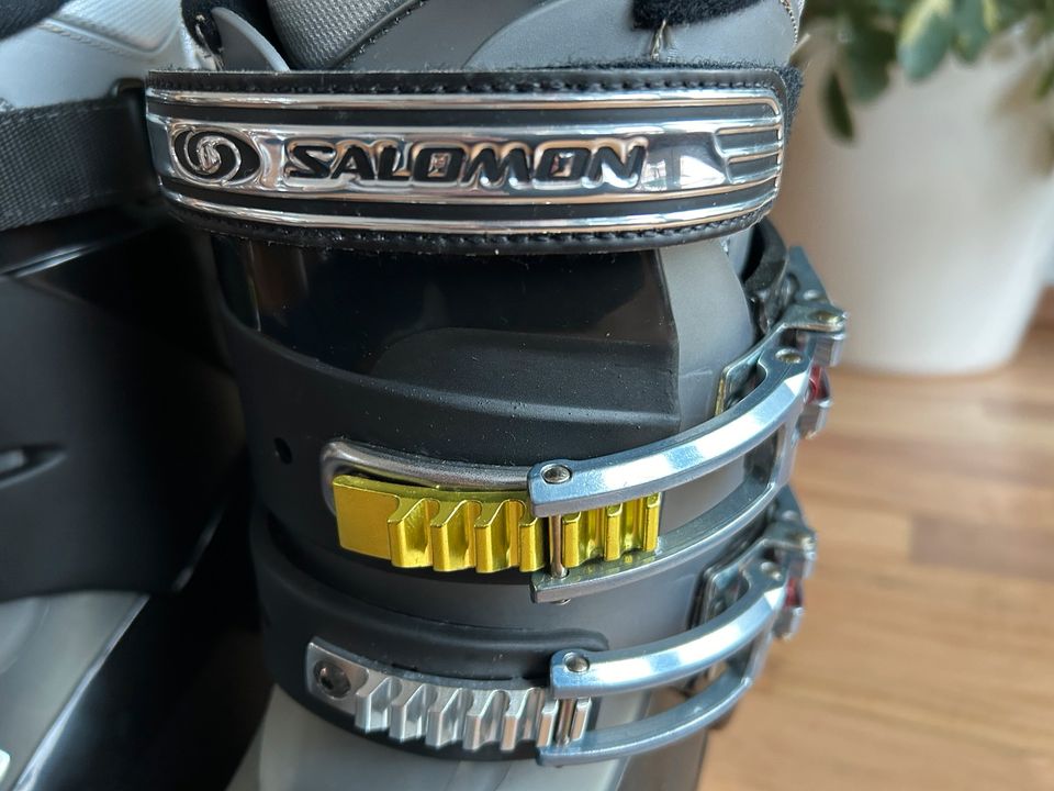 Skistiefel Salomon Performa / Größe 30 / EU 47 / *Neuwertig in Schweich