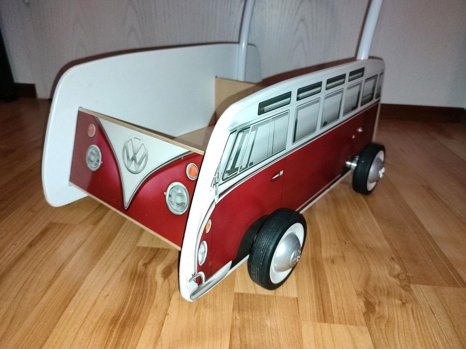 Hape VW Bus Lauflernwagen / Puppenwagen / Wagen in rot TOP in Wiesbaden