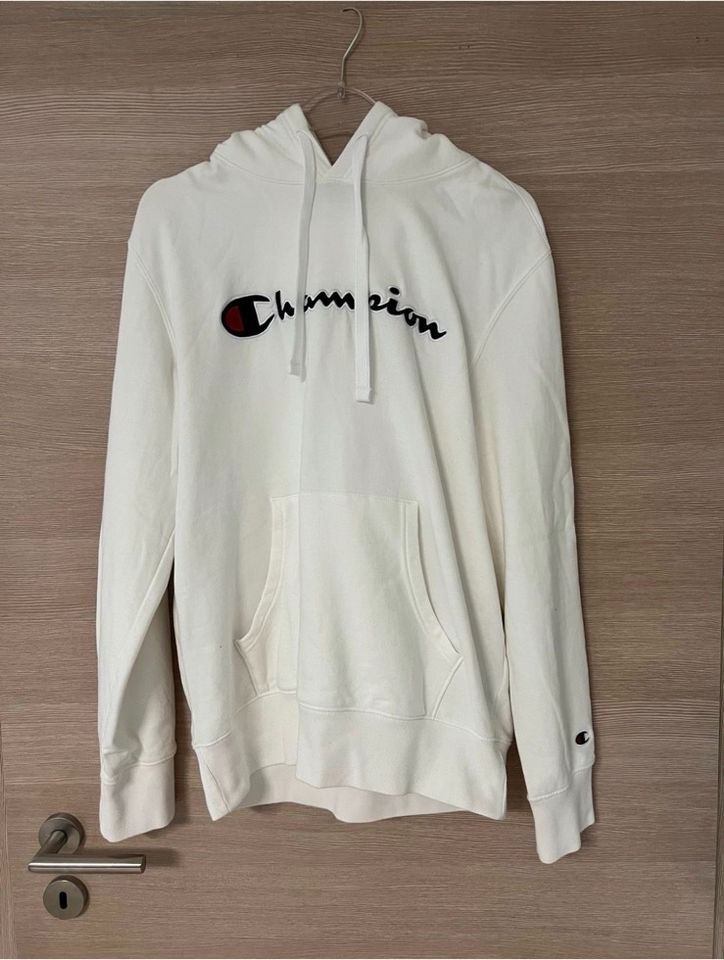 Champion Hoodie Pullover in Heilbronn