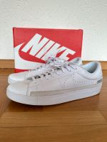 NIKE Blazer Low X, Gr. 48,5 / US 14 / UK 13 Frankfurt am Main - Westend Vorschau