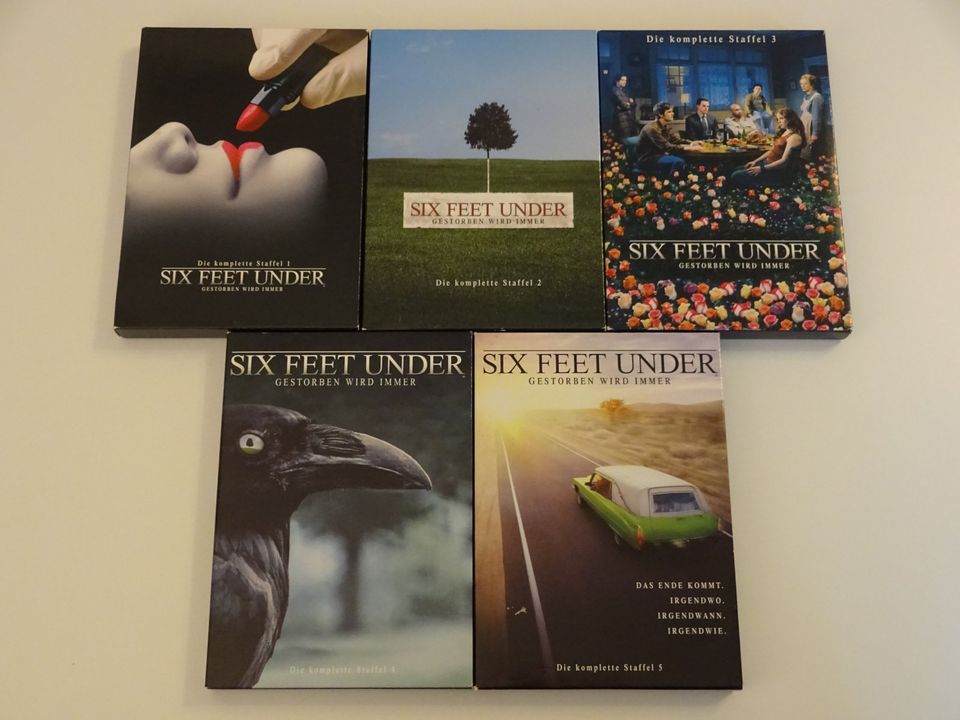 Six Feet Under  Staffel 1-5, komplette Serie auf DVD, sehr gut in Berlin