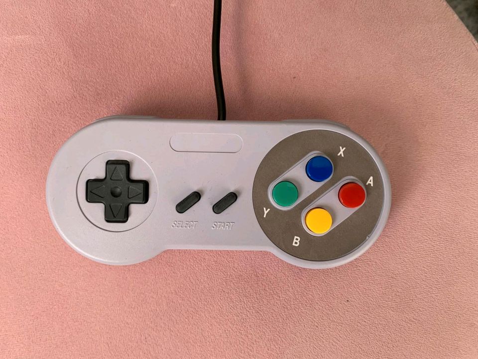 Super Nintendo Drittanbieter Controller in Bremerhaven