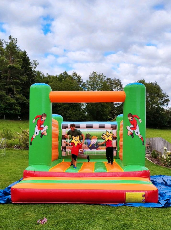 Hüpfburg Fussball Party Kinder Geburtstag Hochzeit Spass in Ühlingen-Birkendorf