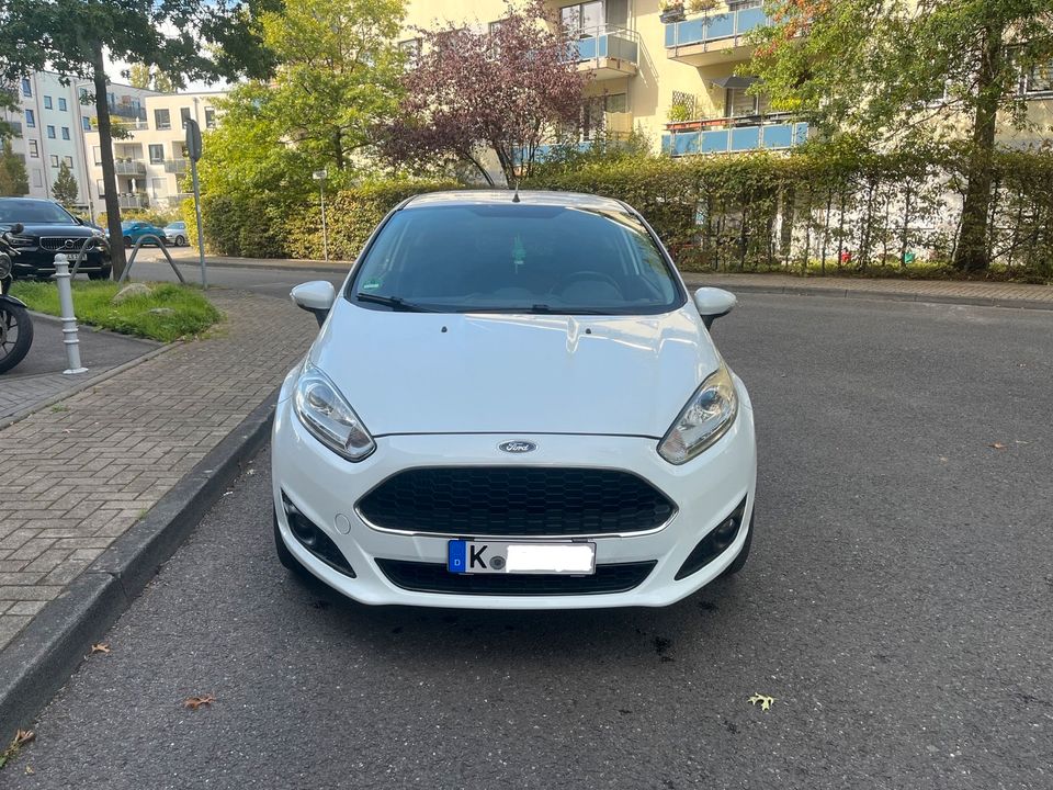 Ford Fiesta 1.0 EcoBoost Vollausstattung, top gepflegt in Köln