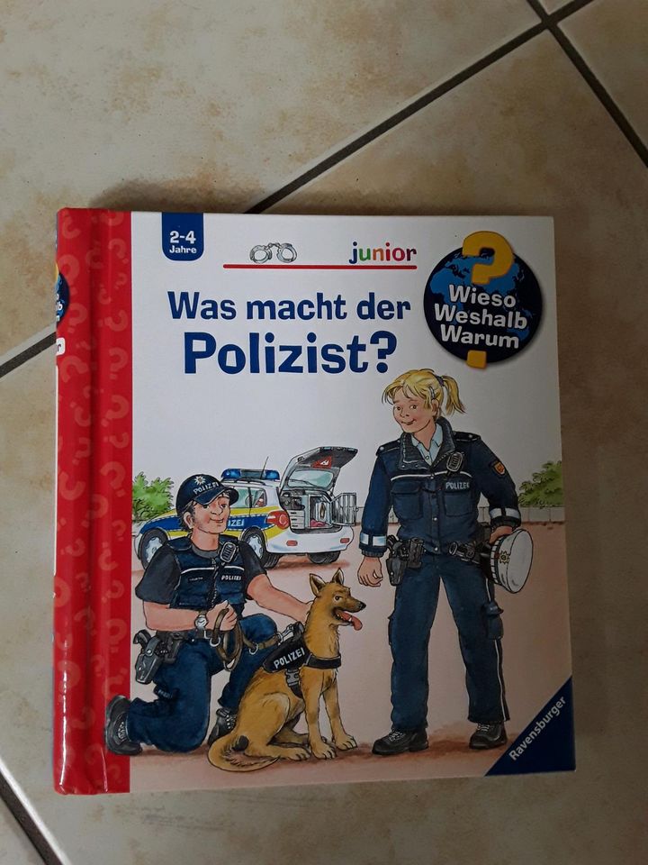 Buch Was macht der Polizist- Wieso weshalb warum in Ötigheim