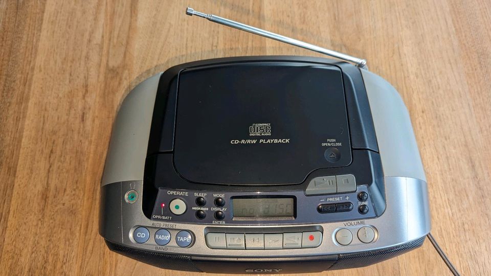 Sony CD,Radio, Casettenspieler in Mengkofen