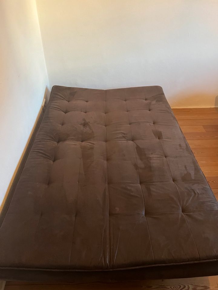 Sofa / Schlafcouch 2 Stück vorhanden in Halver