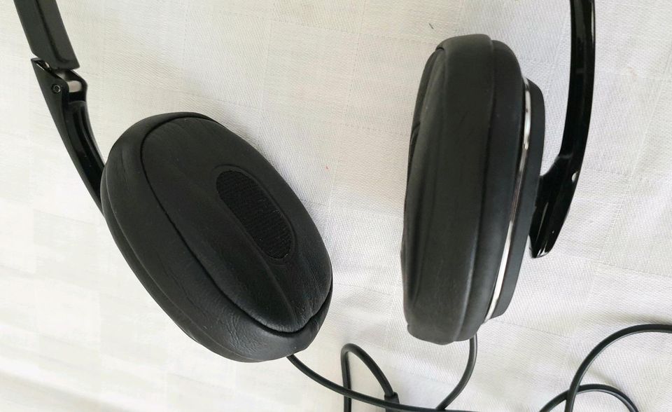 Sony MDR-NC40 Kopfhörer mit Geräuschminimierung in Frankfurt am Main