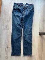 Jeans Hi Flex von Brax, Größe 44 Niedersachsen - Langenhagen Vorschau