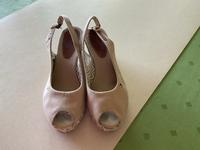 Tommy Hilfiger Gr. 38 Damenschuhe Frankfurt am Main - Rödelheim Vorschau