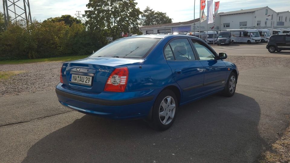 Hyundai Elantra 1.6 Edition Plus 4 Lim. in Neustadt an der Weinstraße