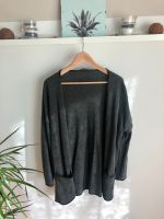 Only Strickjacke / Cardigan / Jacke (S) in Grau/Schwarz Frankfurt am Main - Kalbach Vorschau