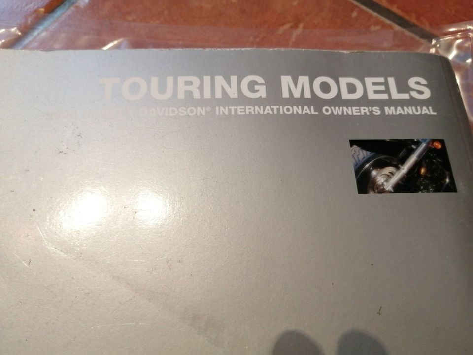 Harley Touring Modells 2006 Handbuch (extra Auflage) (KB16) in Hennef (Sieg)