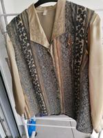 Festliches Ensemble (goldfarbene Bluse , Weste und Brosche) Bayern - Wilhermsdorf Vorschau