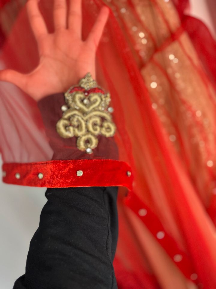 Bollywood Lengha , Indisches Hochzeitskleid, Verlobungskleid in Stuttgart