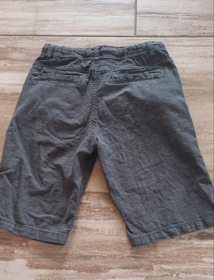 Yigga kurze Hose Gr 146 Shorts Cargo öko Waldorf in Frickingen