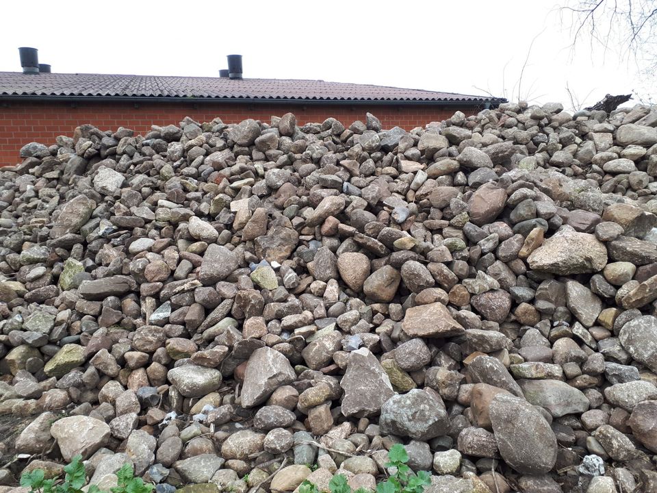 Naturstein Mauer Kopfstein Findling Gartenteich Lieferung! in Sögel