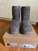 UGG Classic Short II Gr. 37 grau Kr. München - Planegg Vorschau