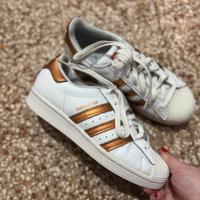 ‼️SALE‼️ Adidas Superstar Gold, Sneaker, Gr. 38 Brandenburg - Elsterwerda Vorschau