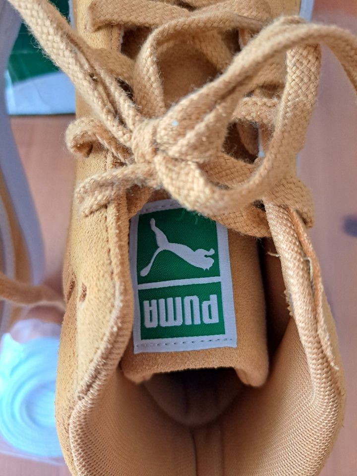 Gelbe Puma Suede Sneaker in Rheda-Wiedenbrück