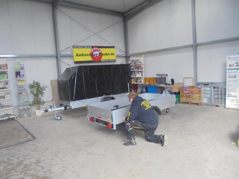 Anhänger TIEF 4 x 2 -  RAMPEN SCHACHT & SEILWINDE AUTOTRANSPORTER in Kevelaer