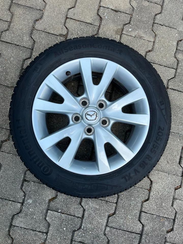 Mazda Continental Allwetterreifen 205/55 R16 V XL in Spraitbach