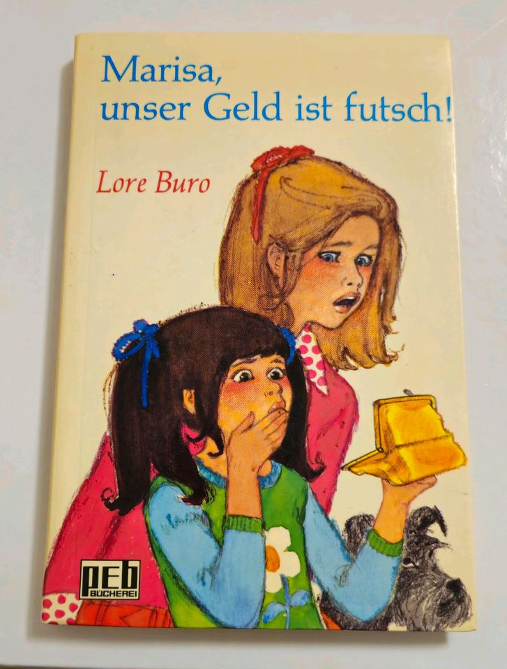 Verschiedene Bücher in Waldkirchen