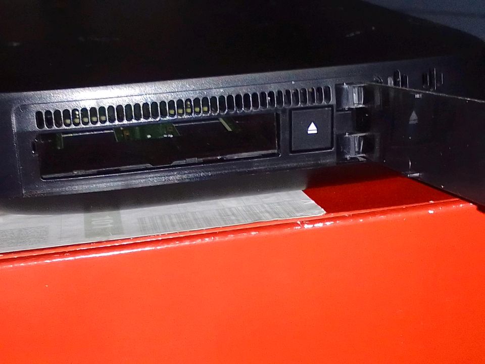 Vodafone TV Center 2000 Receiver in Duisburg