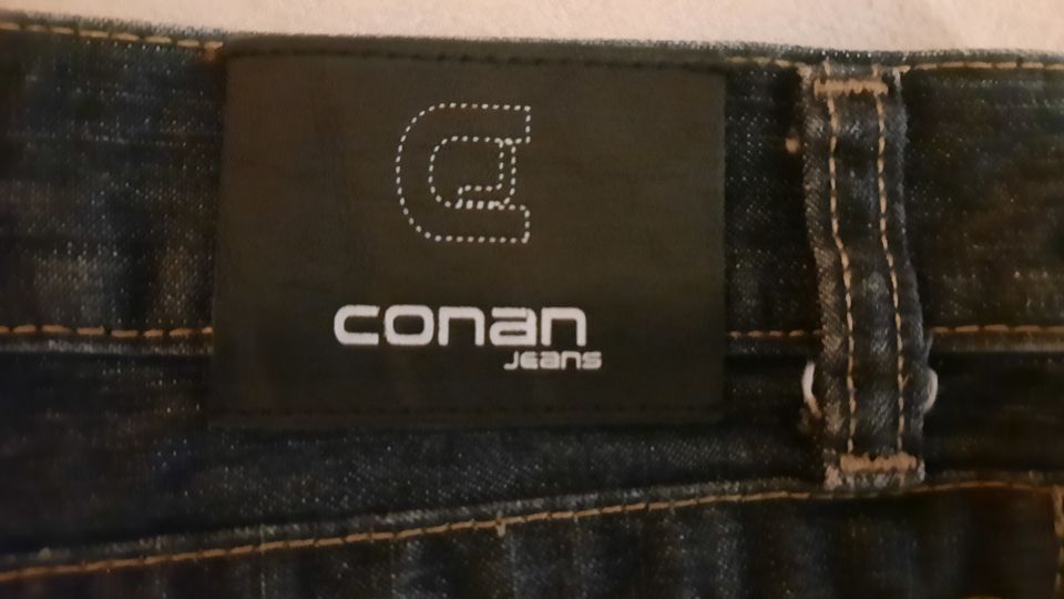 Blaue Jeans der Marke Conan, Maße W 31 / L 32 in Kiel