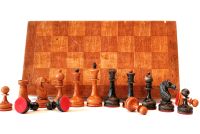 Vintage Soviet Schachspiel,1955, Chess, Schach, Holz, Schachbrett Berlin - Neukölln Vorschau