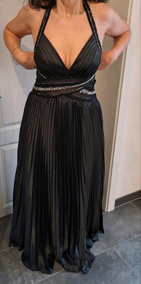 Abendkleid lang 40 schwarz glitzer Neckholderkleid in Dassel