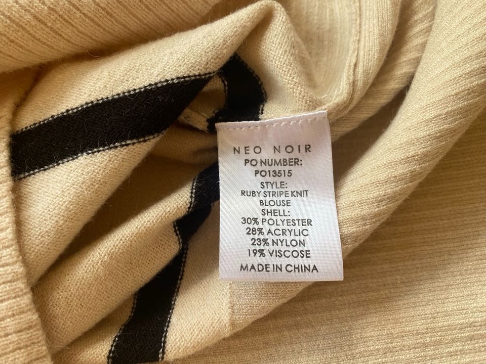 Neu ! Neo Noir  Pullover Rolli Streifen Creme 42 wie Toteme in Köln