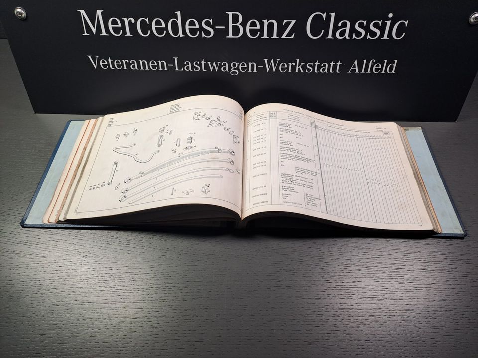 Mercedes-Benz  Fahrgestell-Ersatzteilliste Type L 406 DG - O 309D in Alfeld (Leine)