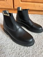 Reitstiefel Reitstiefeletten Gr. 33 Fouganza wie neu Essen - Essen-Kray Vorschau