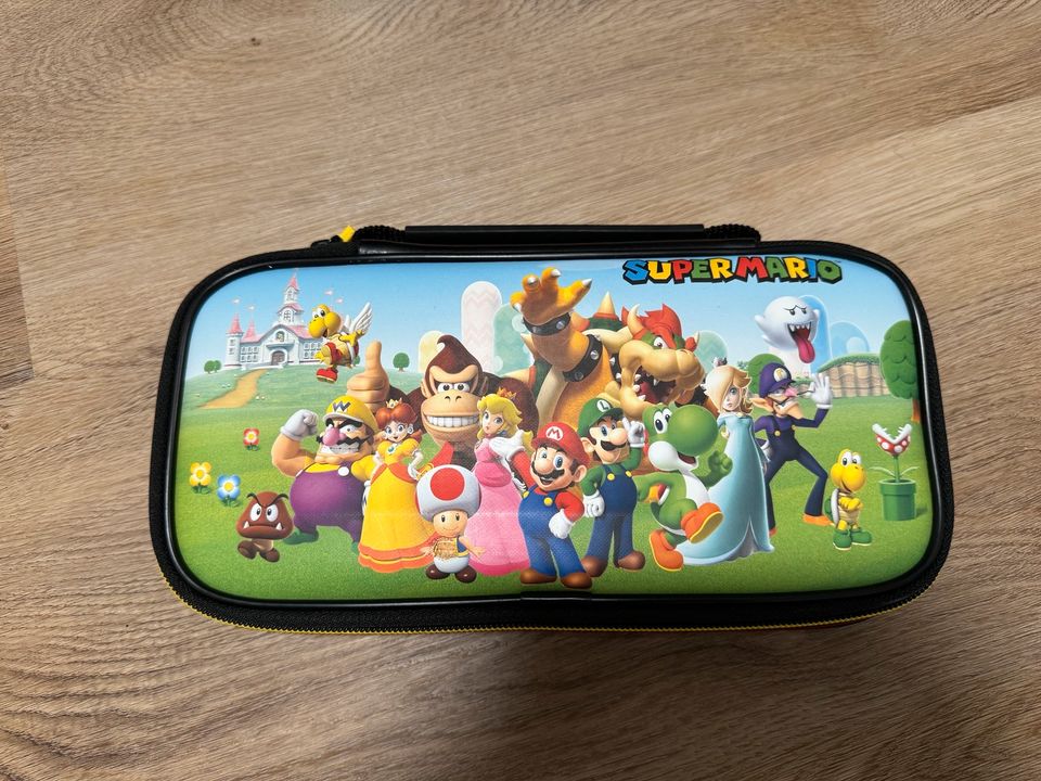 Nintendo Switch Case in Pörnbach