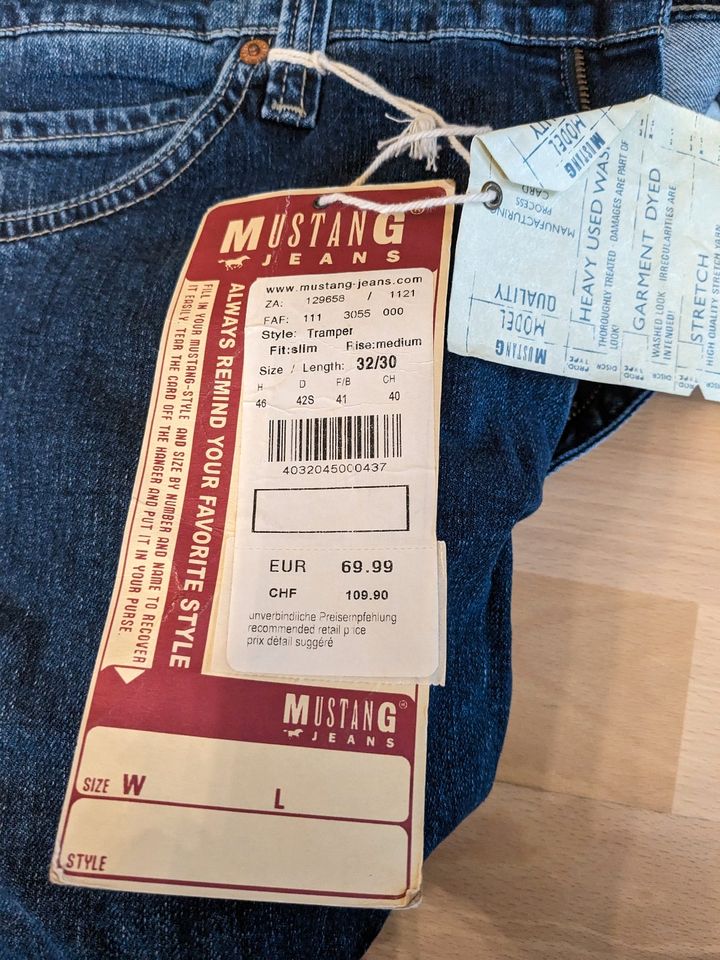 Mustang Herren Jeans TRAMPER NEU, gekürzt, stretchig, Gr. W32 in Nürnberg (Mittelfr)