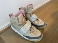 Nike Air Yeezy Net Tan Gr. 44 US 10 Kanye West, glow in the dark Bayern - Diedorf Vorschau