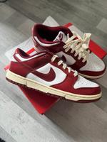Nike Dunk low PRM white/Team Red/Coconut Milk Köln - Mülheim Vorschau