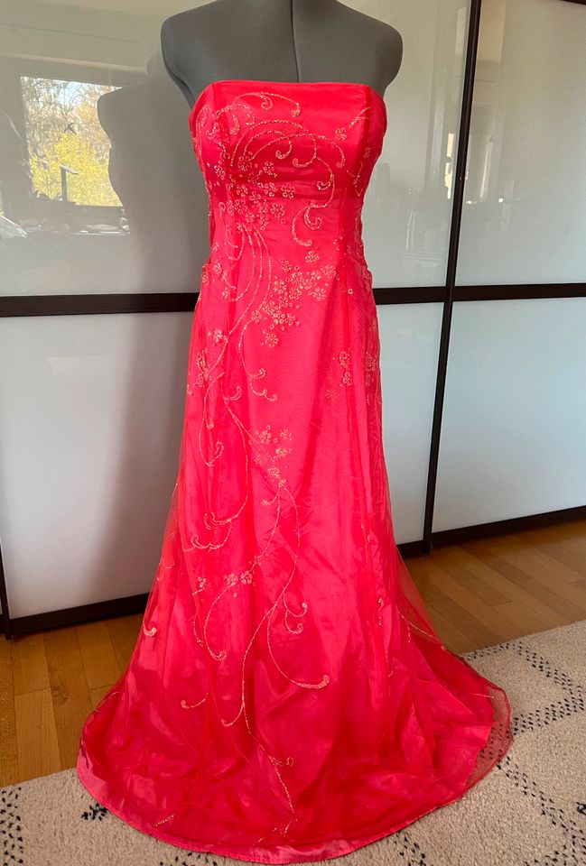 USA Abi Ballkleid Abendkleid Hochzeit Lang Kleid Spitze 34 Rot in München -  Trudering-Riem | eBay Kleinanzeigen ist jetzt Kleinanzeigen