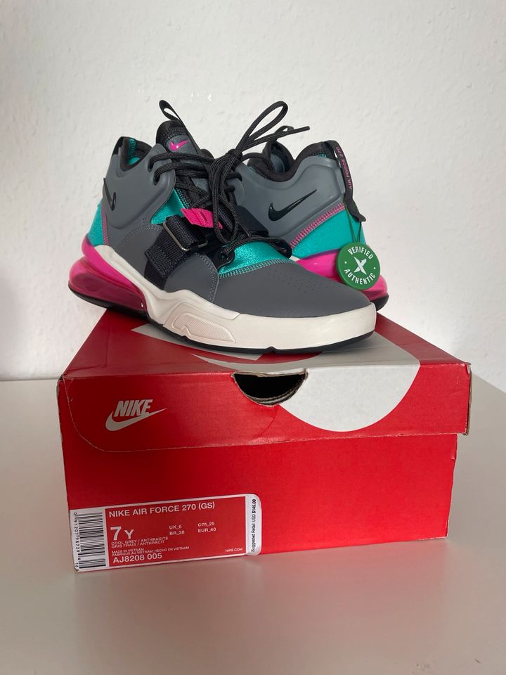 Nike Air Force 270 Cool Grey Hyper Jade in Hemmingen