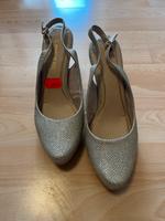 Damenschuhe Pumps Größe 39 / Marco Tozzi Essen - Essen-Südostviertel Vorschau