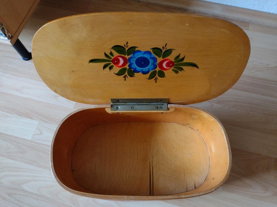 Vintage Aufbewahrung Box Brotbox ungarische Blumen Folklore Retro in Jena